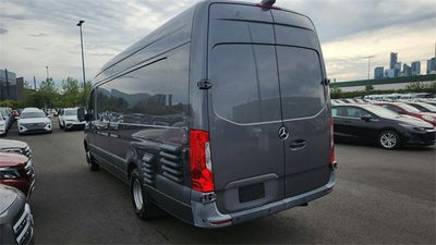 2022 Mercedes-Benz Sprinter Cargo Van Base