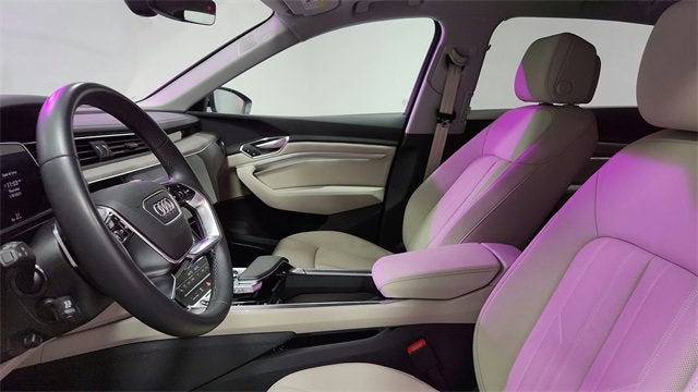 2024 Audi Q8 e-tron Premium Plus