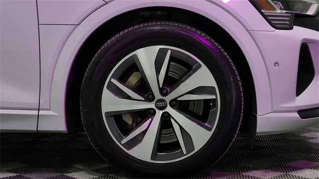 2024 Audi Q8 e-tron Premium Plus