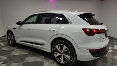 2024 Audi Q8 e-tron Premium Plus