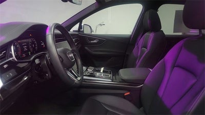 2025 Audi Q7 Premium