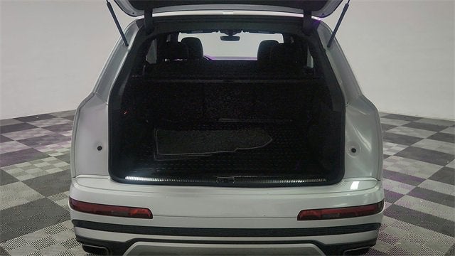 2025 Audi Q7 Premium