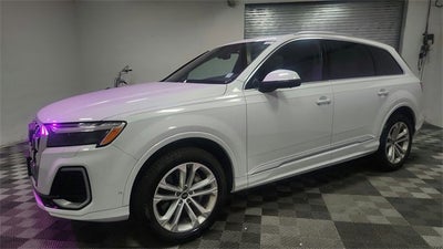 2025 Audi Q7 Premium