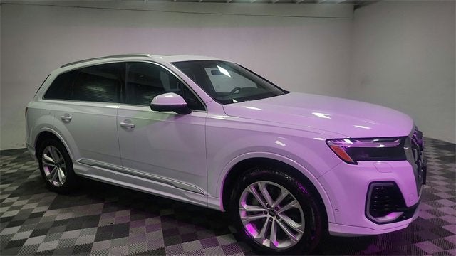 2025 Audi Q7 Premium