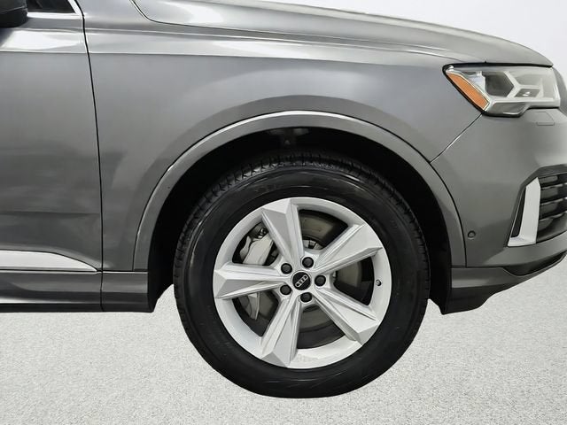 2023 Audi Q7 Premium