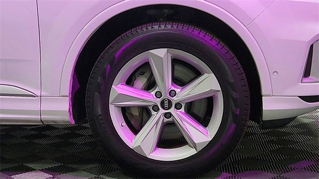 2024 Audi Q7 Premium