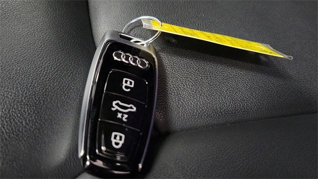 2025 Audi Q7 Premium