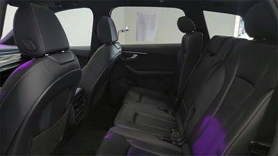 2025 Audi Q7 Premium