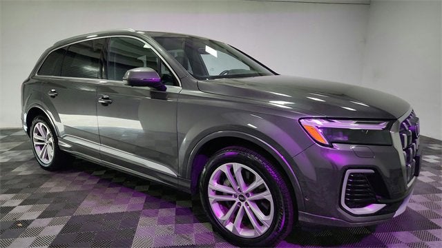 2025 Audi Q7 Premium