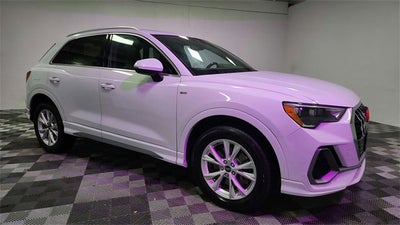 2022 Audi Q3 S line Premium