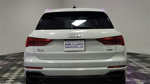 2022 Audi Q3 S line Premium
