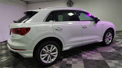 2022 Audi Q3 S line Premium