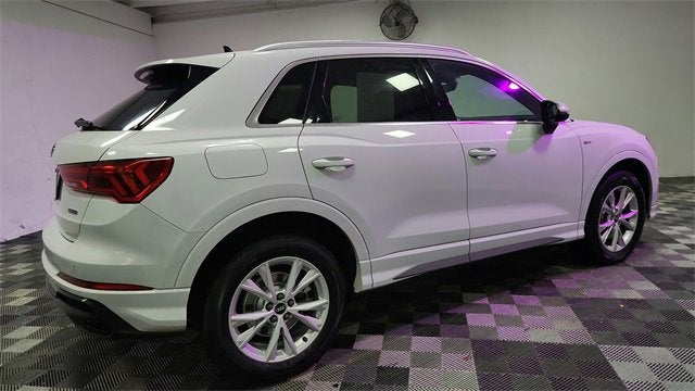 2022 Audi Q3 S line Premium