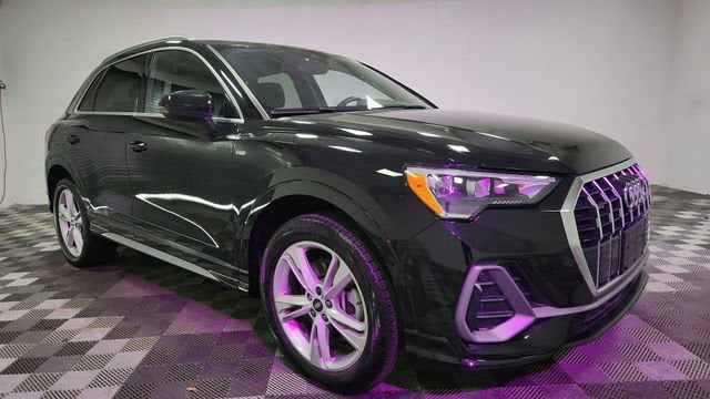 2022 Audi Q3 S line Premium