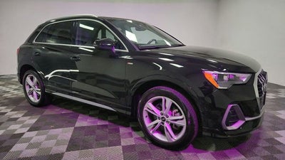2022 Audi Q3 S line Premium