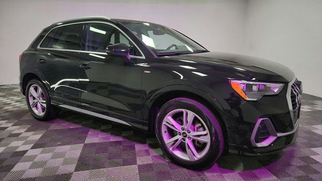 2022 Audi Q3 S line Premium