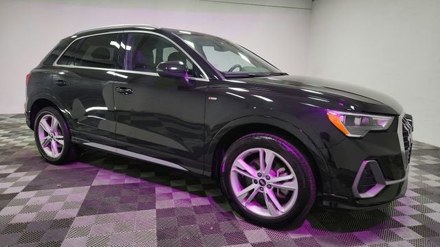 2022 Audi Q3 S line Premium