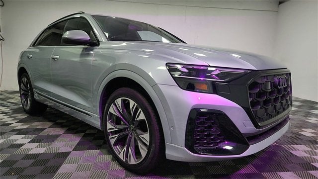 2025 Audi Q8 Premium Plus