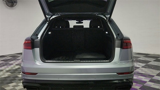 2025 Audi Q8 Premium Plus