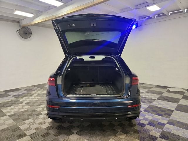 2025 Audi Q8 Premium Plus