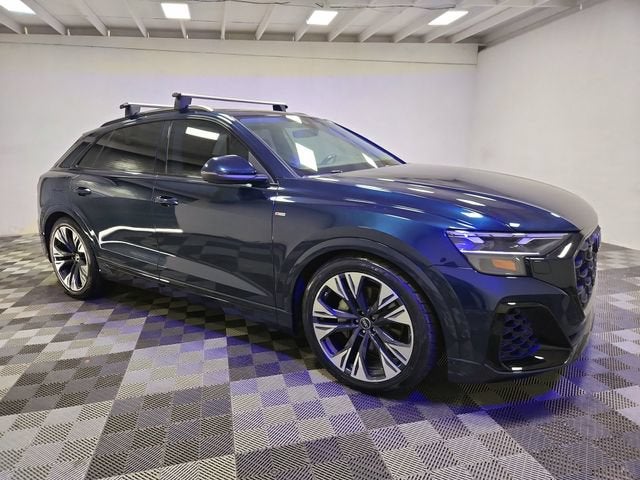 2025 Audi Q8 Premium Plus