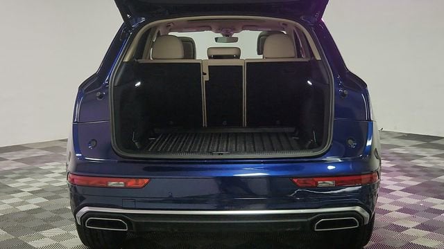 2023 Audi Q5 S line Premium