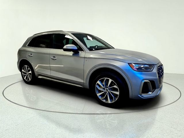 2022 Audi Q5 S line Premium