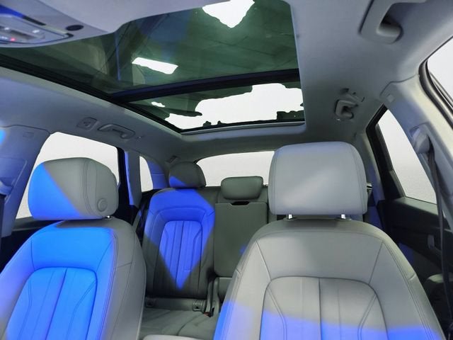2022 Audi Q5 S line Premium