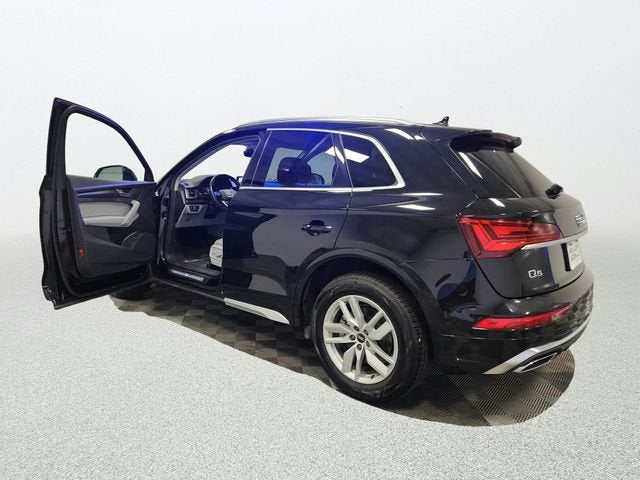 2022 Audi Q5 S line Premium