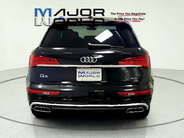 2022 Audi Q5 S line Premium