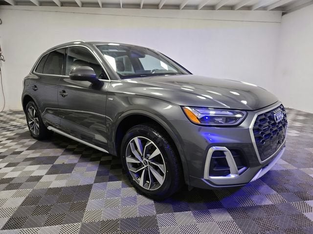 2022 Audi Q5 S line Premium