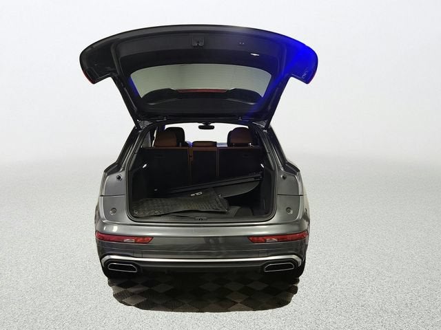 2022 Audi Q5 S line Premium