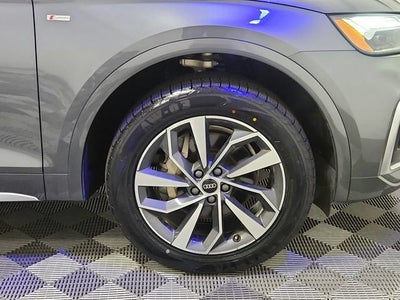 2022 Audi Q5 S line Premium