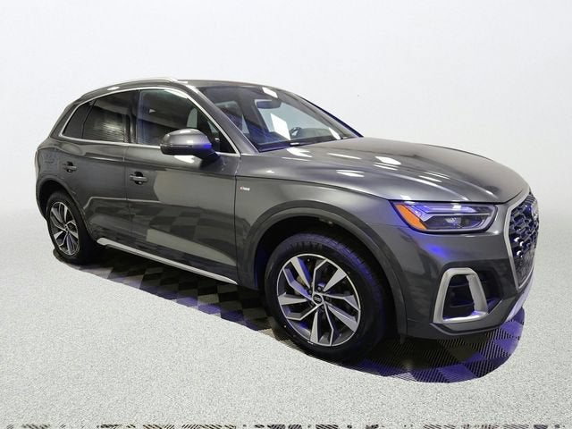 2022 Audi Q5 S line Premium