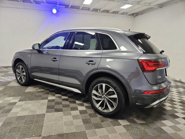 2022 Audi Q5 S line Premium