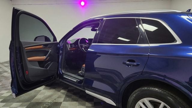 2023 Audi Q5 S line Premium