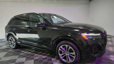 2025 Audi Q7 Premium Plus