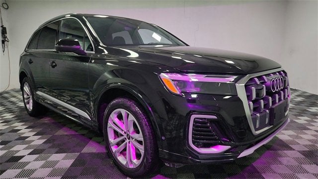 2025 Audi Q7 Premium Plus