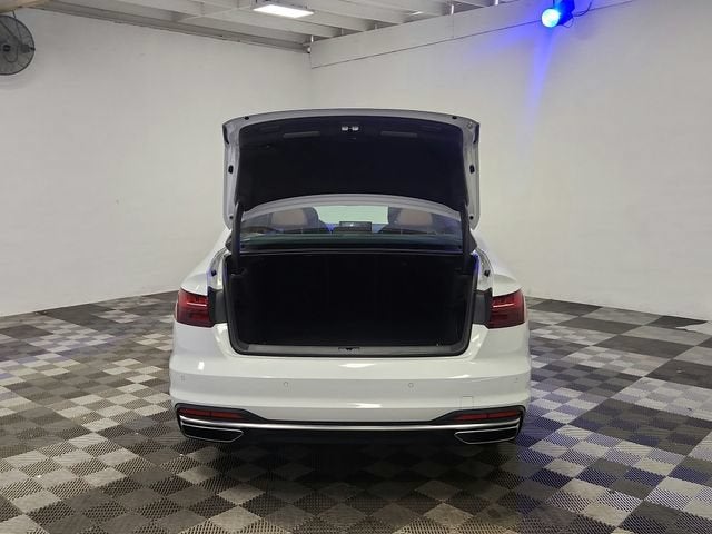 2024 Audi A4 Sedan S line Premium