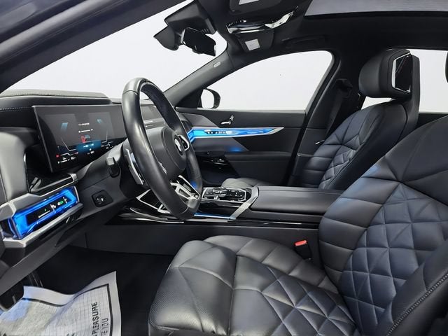 2025 BMW 7 Series 740i xDrive