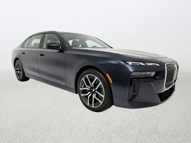 2025 BMW 7 Series 740i xDrive