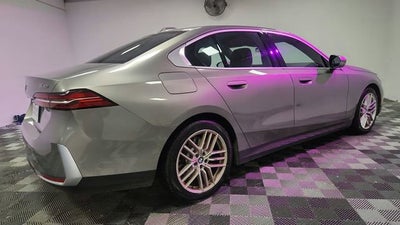 2024 BMW 5 Series 530i