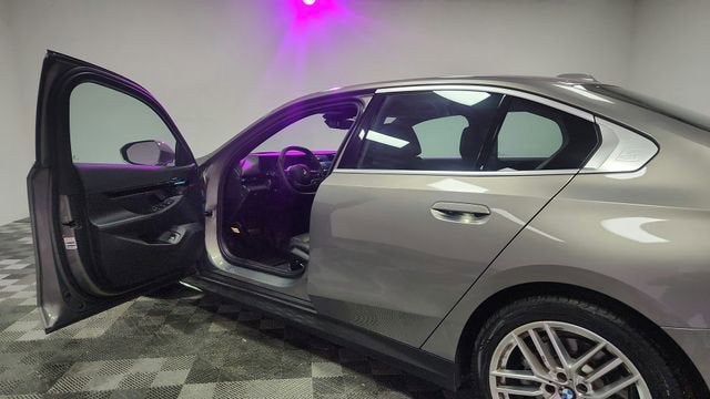 2024 BMW 5 Series 530i