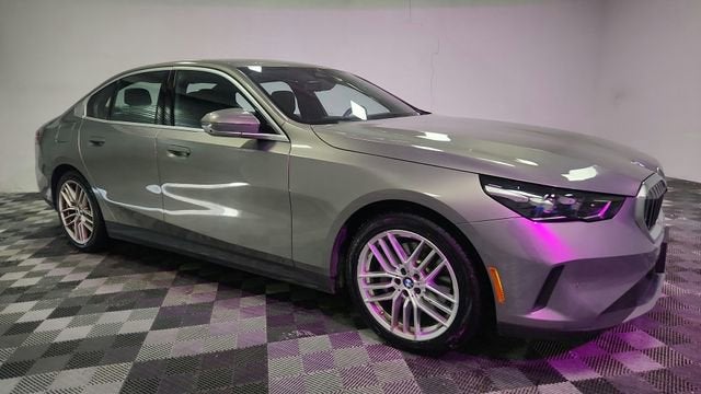 2024 BMW 5 Series 530i