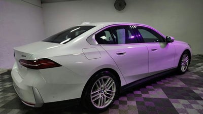 2024 BMW 5 Series 530i