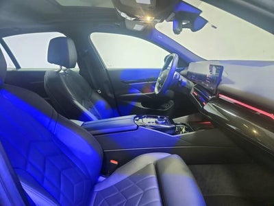 2025 BMW 5 Series 530i
