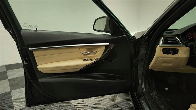 2017 BMW 3 Series 330i xDrive