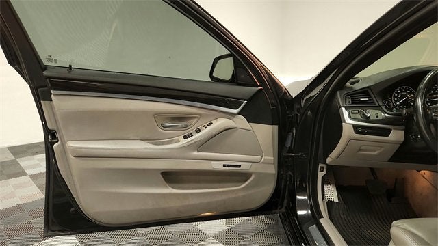 2013 BMW 5 Series 550i xDrive