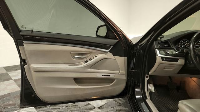 2013 BMW 5 Series 550i xDrive