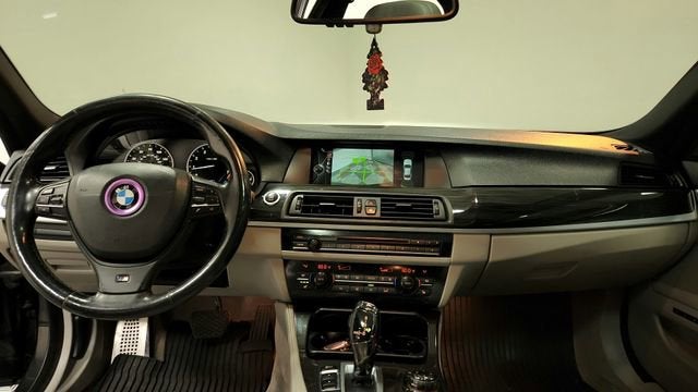 2013 BMW 5 Series 550i xDrive